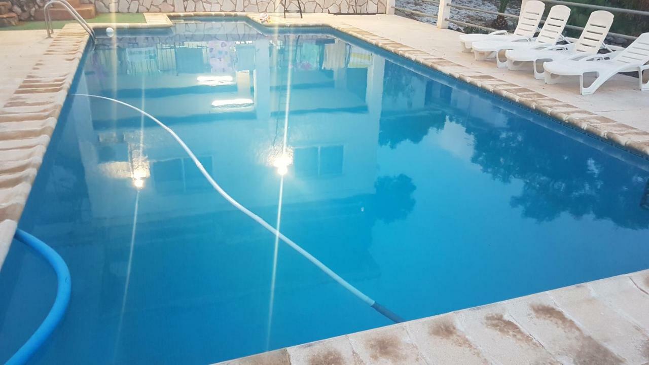 Calicanto House & Pool Torrent  Exteriér fotografie
